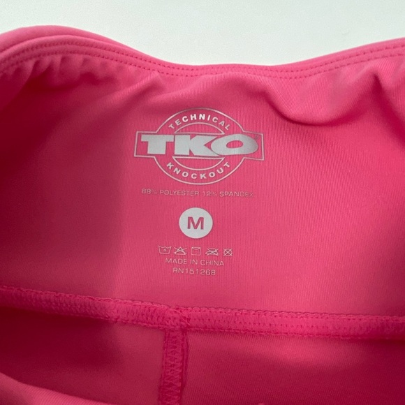 Women’s TKO Pink and White Workout Shorts Size Medium - Picture 4 of 4